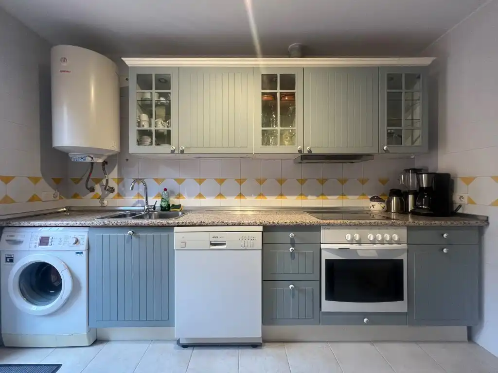 Cocina de Casa o chalet de alquiler en Vélez-Málaga con Terraza, Piscina y Piscina comunitaria