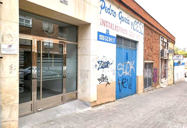 Local comercial en Venta en Arapiles en Los Bloques