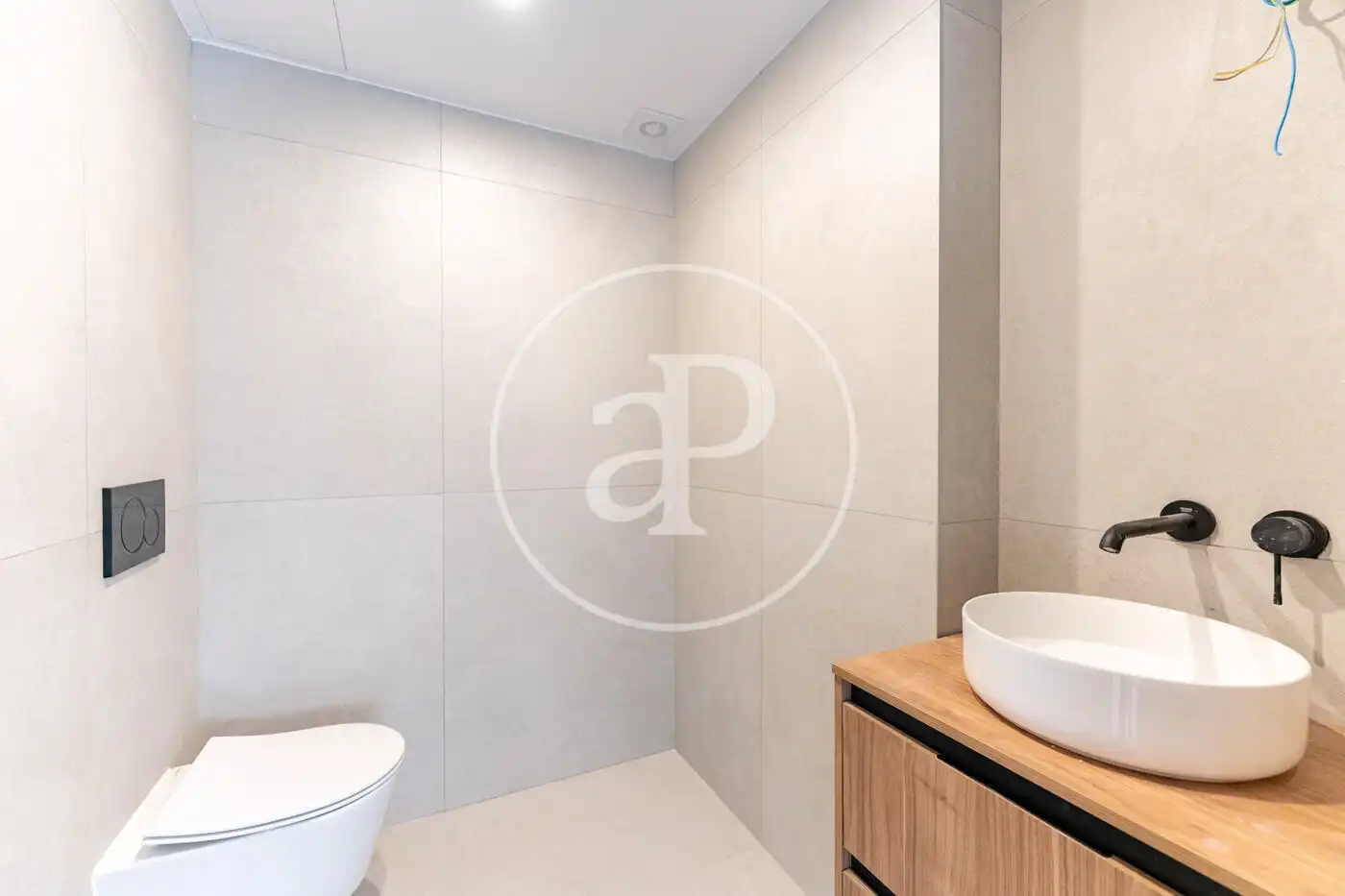 Bany de Pis en venda en  Palma de Mallorca amb Aire condicionat, Calefacció i Jardí privat