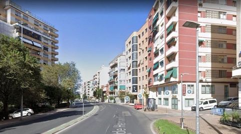 Con garaje, trastero y terraza privada de 90m2 en el centro de Cáceres.