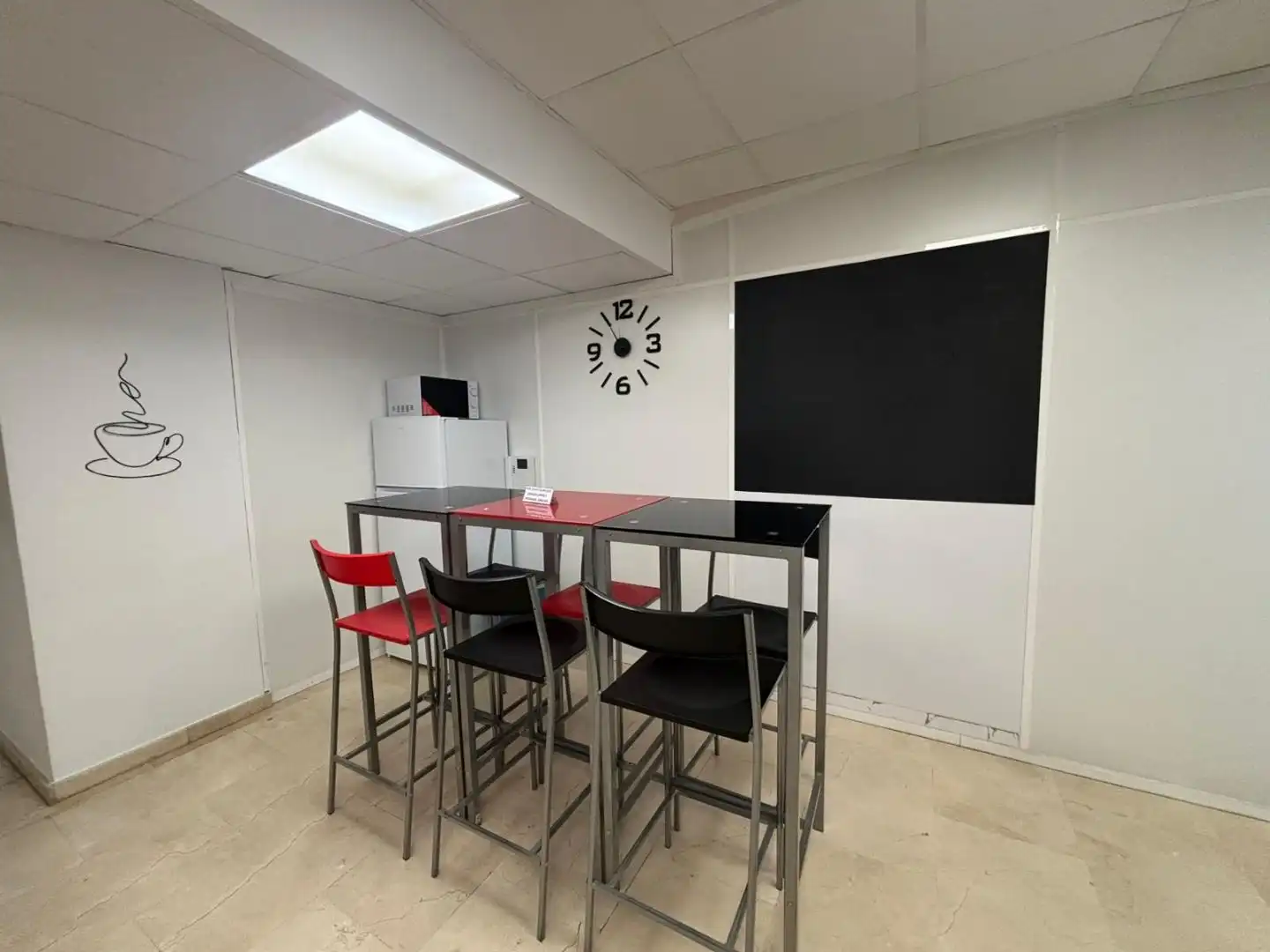 Oficina de alquiler en Extramurs