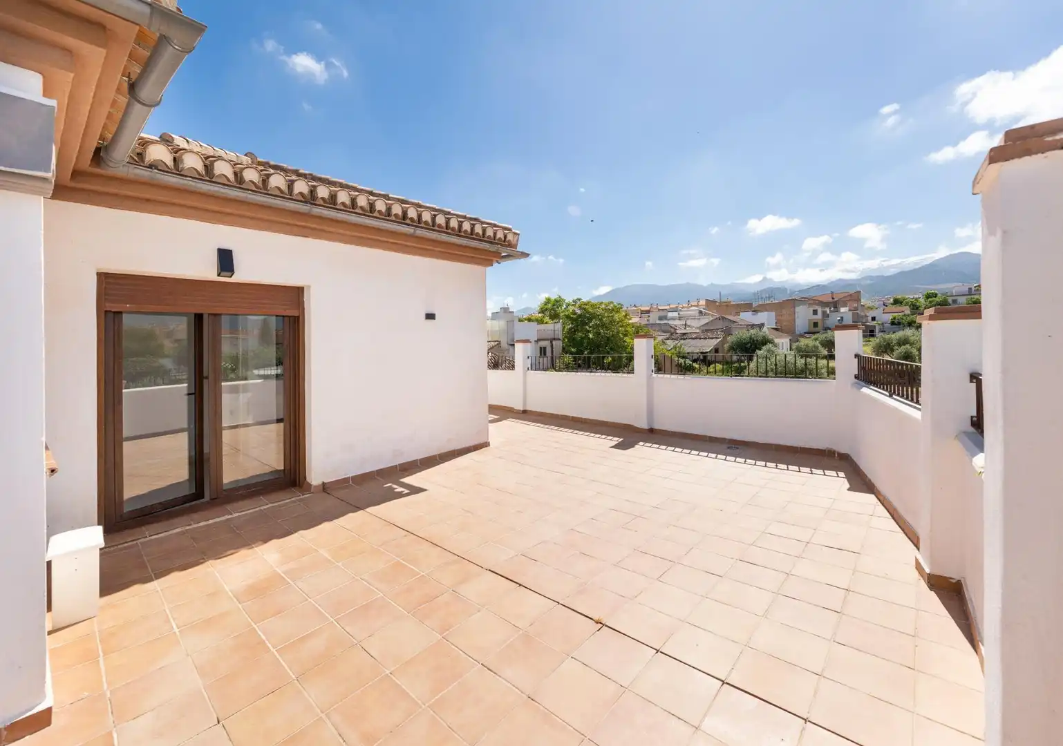 Terrasse von Dachboden zum Verkauf in Gójar mit Klimaanlage, Heizung und Terrasse