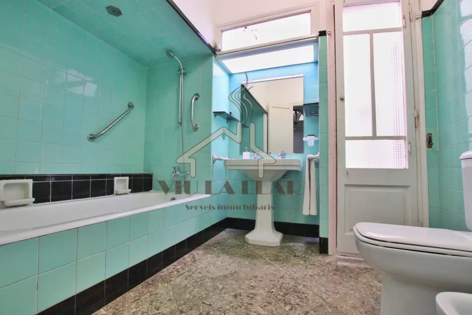 Bathroom of Detached homes for sale in Mataró