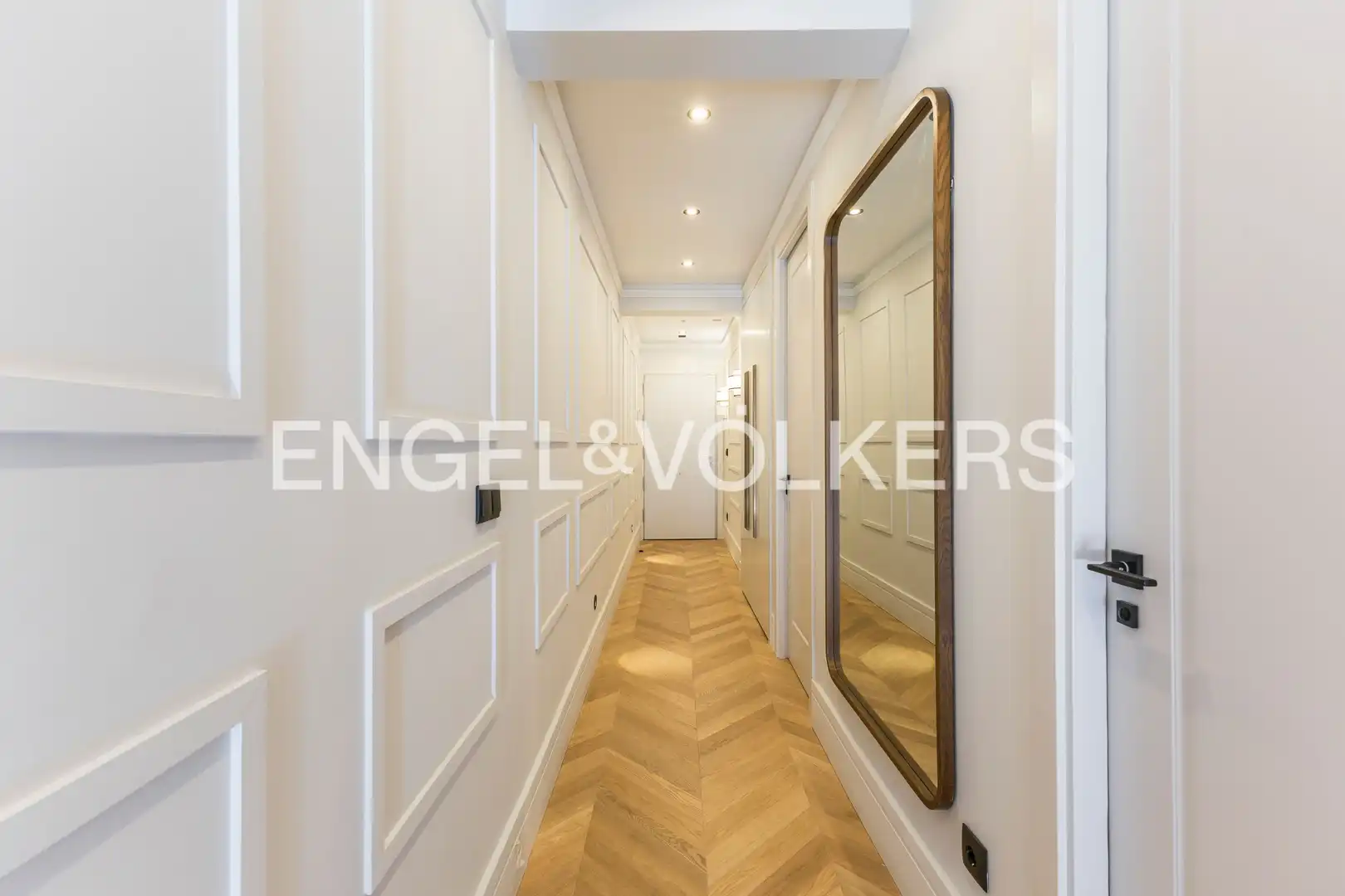 Flat for sale in Madrid  with Air Conditioner, Heating and Parquet flooring