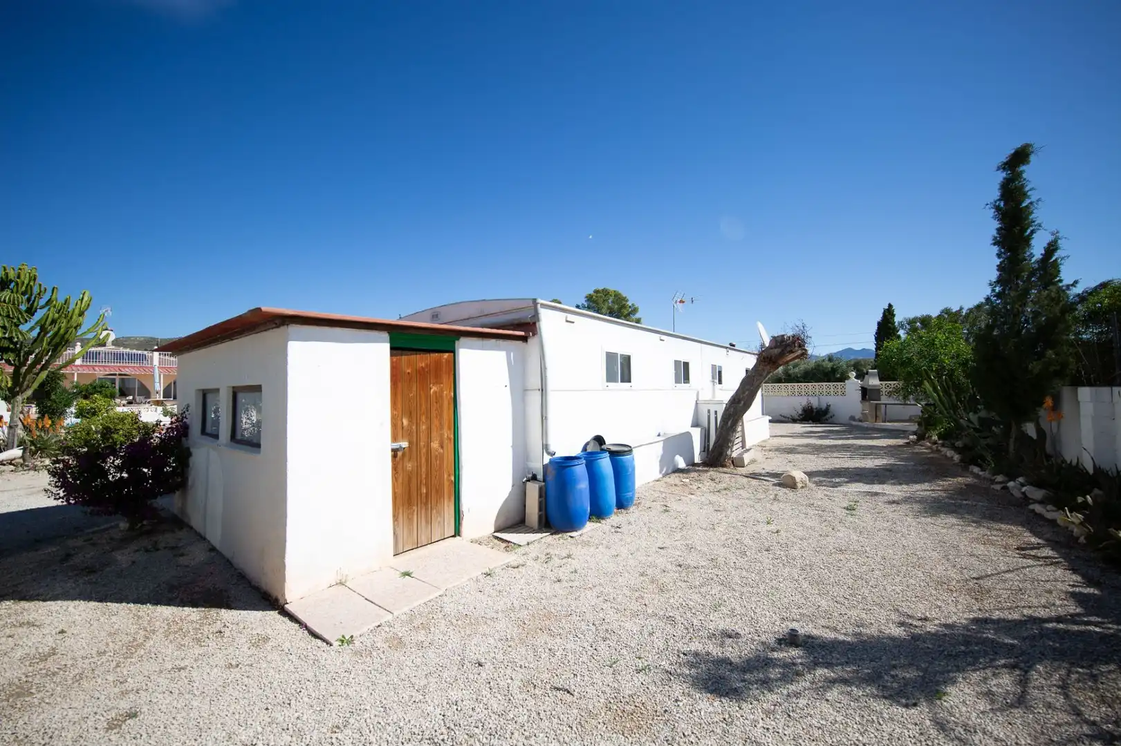 Vista exterior de Casa o xalet en venda en Mutxamel amb Aire condicionat, Calefacció i Jardí privat