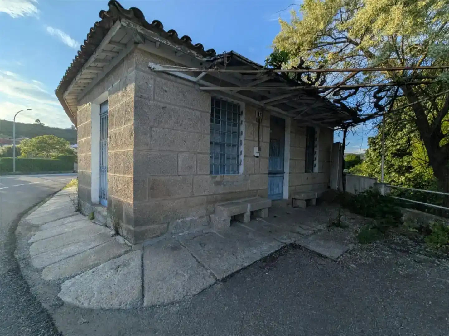 Exterior view of Flat for sale in Monterrei  with Private garden and Balcony