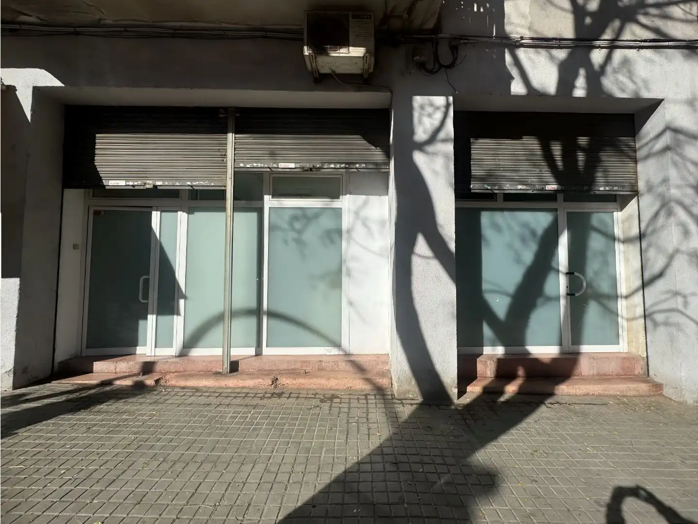 Locale commerciale in vendita a Passeig de Rubió i Ors 97B