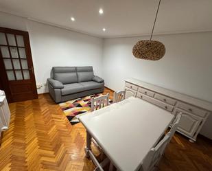 Sala d'estar de Estudi de lloguer en Ourense Capital  amb Calefacció, Parquet i Traster