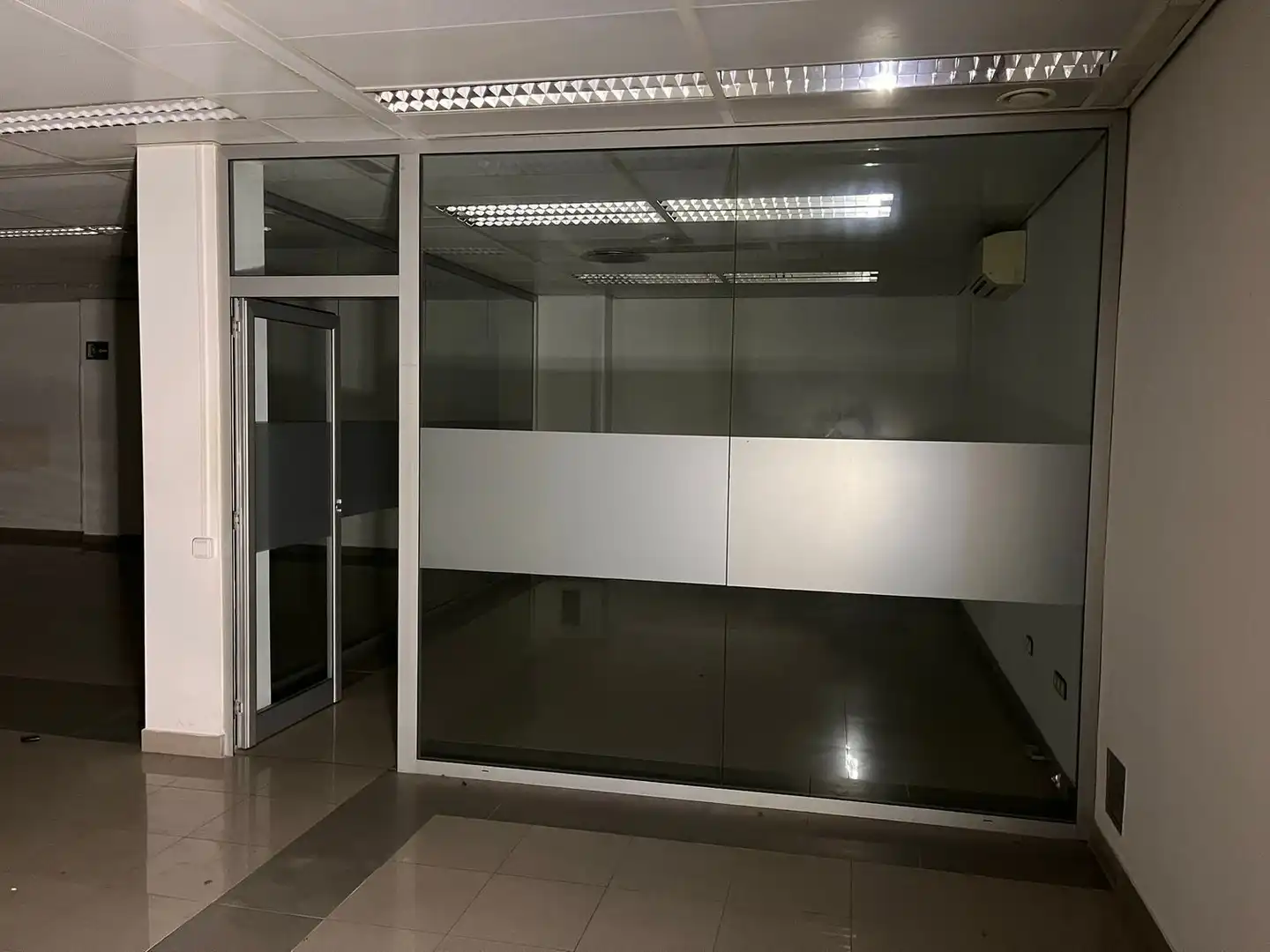 Gewerbefläche zur Miete in Calle Ample 315, imagen 7