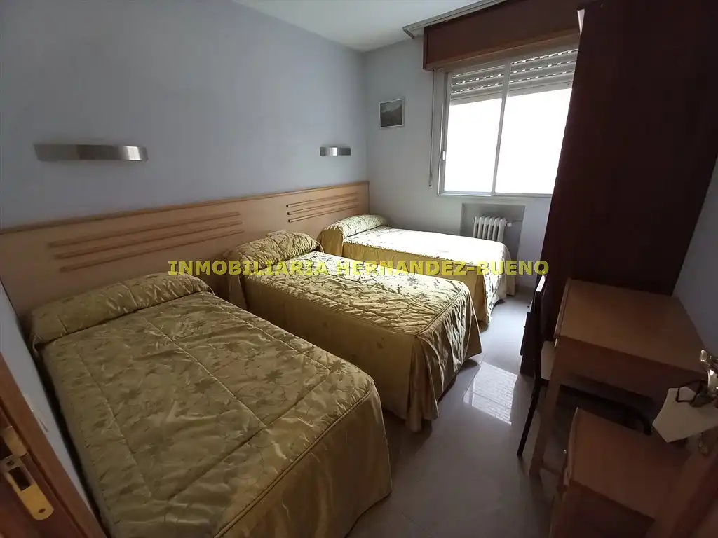 Bedroom of Flat for rent in Salamanca