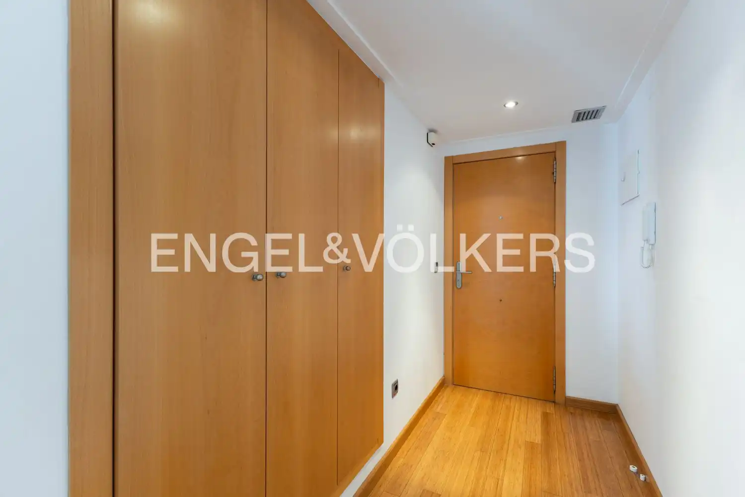 Flat for sale in Cullera  with Air Conditioner, Heating and Parquet flooring