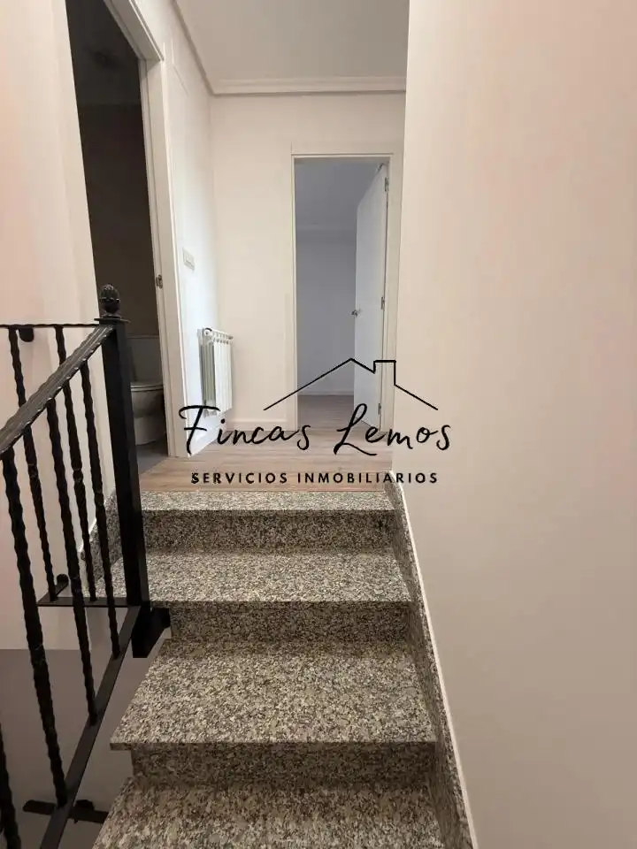 Wohnung zum Verkauf in Vimianzo mit Heizung und Abstellraum