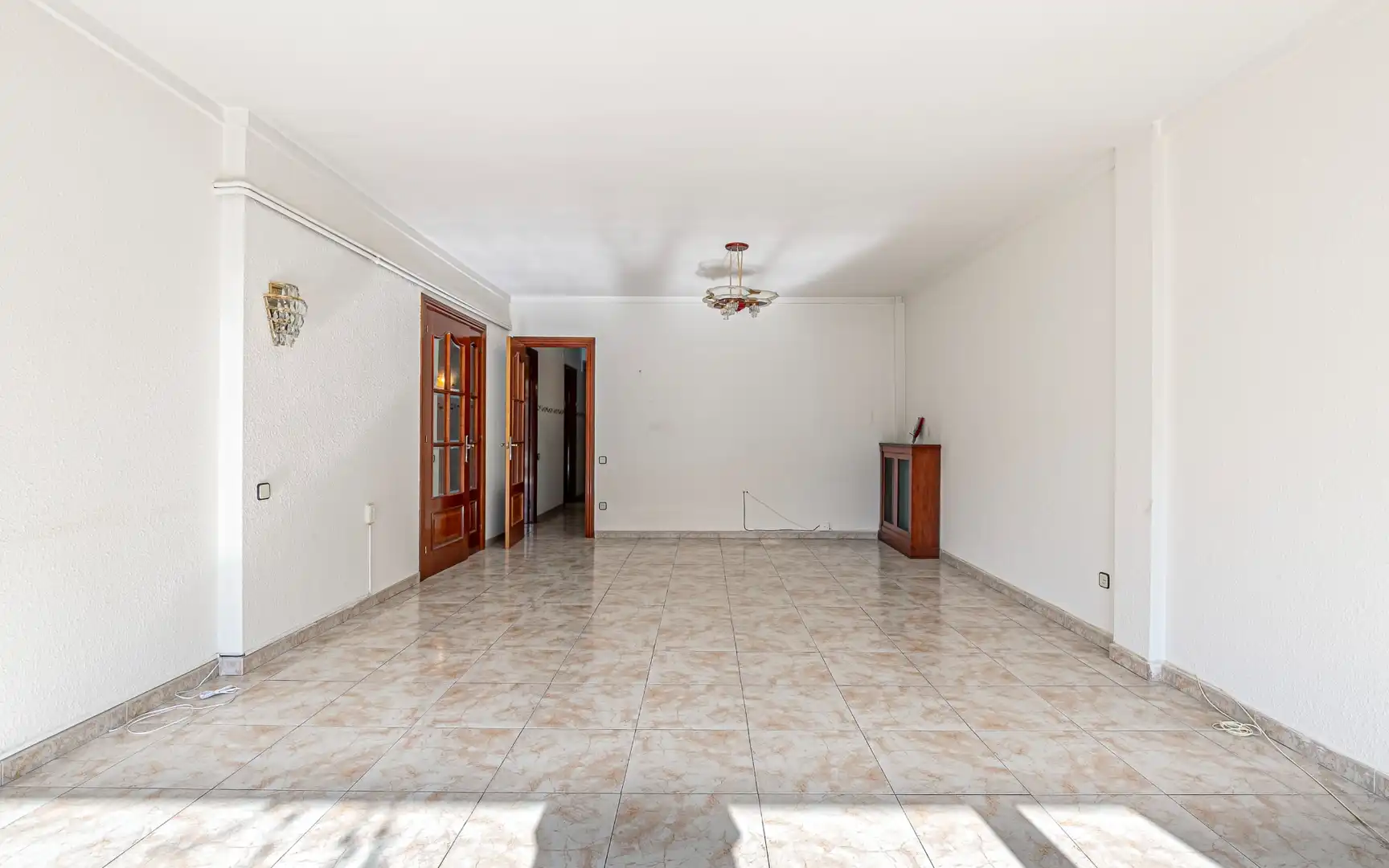 Piso en venta en Pere III, Centre - Passeig i Rodalies