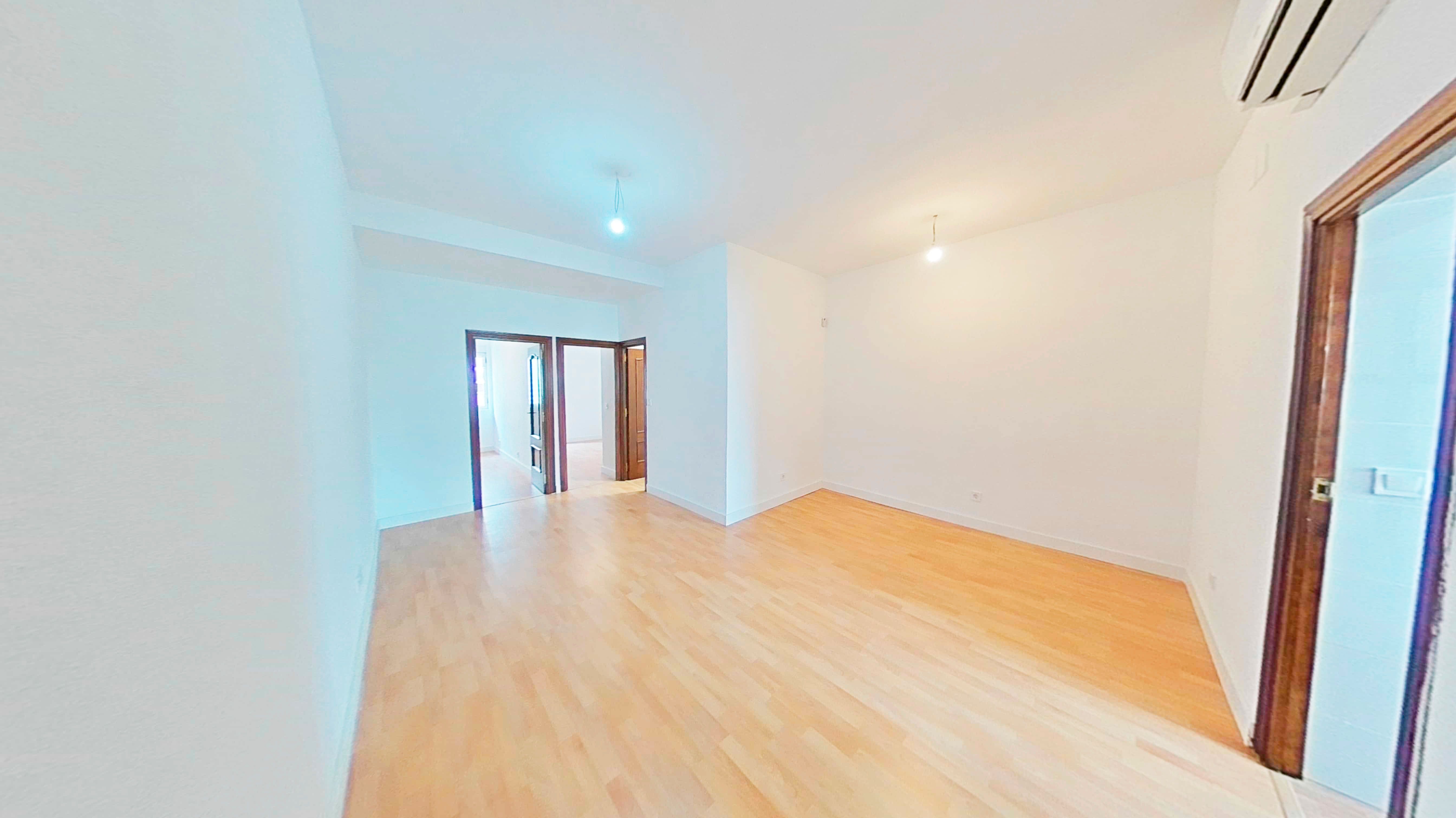Flat to rent in  Madrid Capital  with Terrace, Oven and Balcony