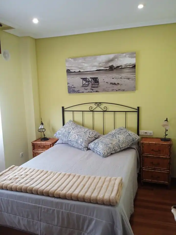 Bedroom of Houses for rent in Santiago de Compostela   with Private garden