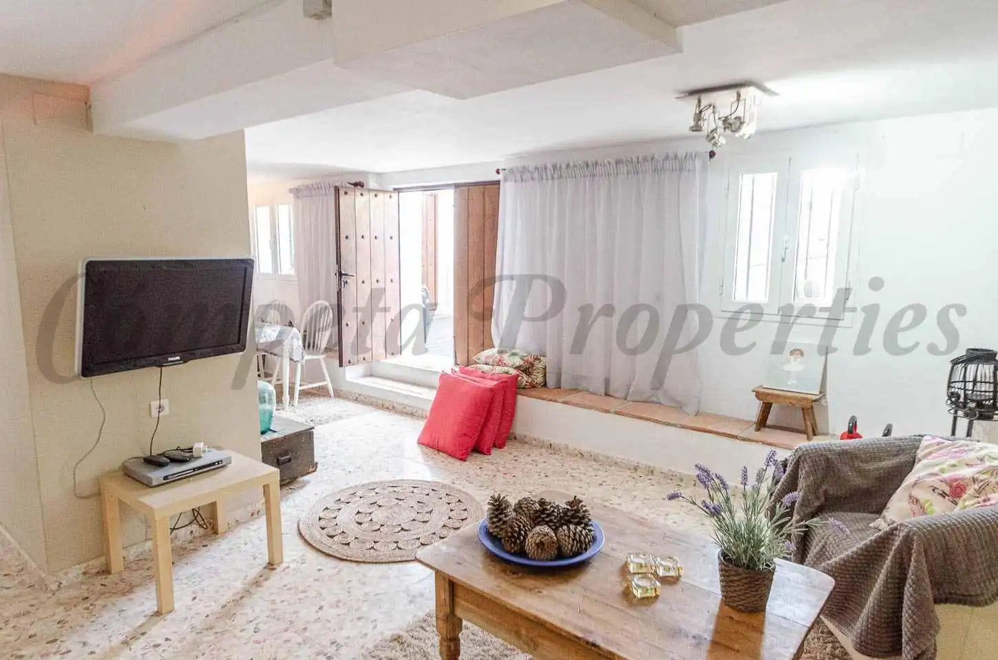 Houses for sale in Canillas de Albaida, Málaga