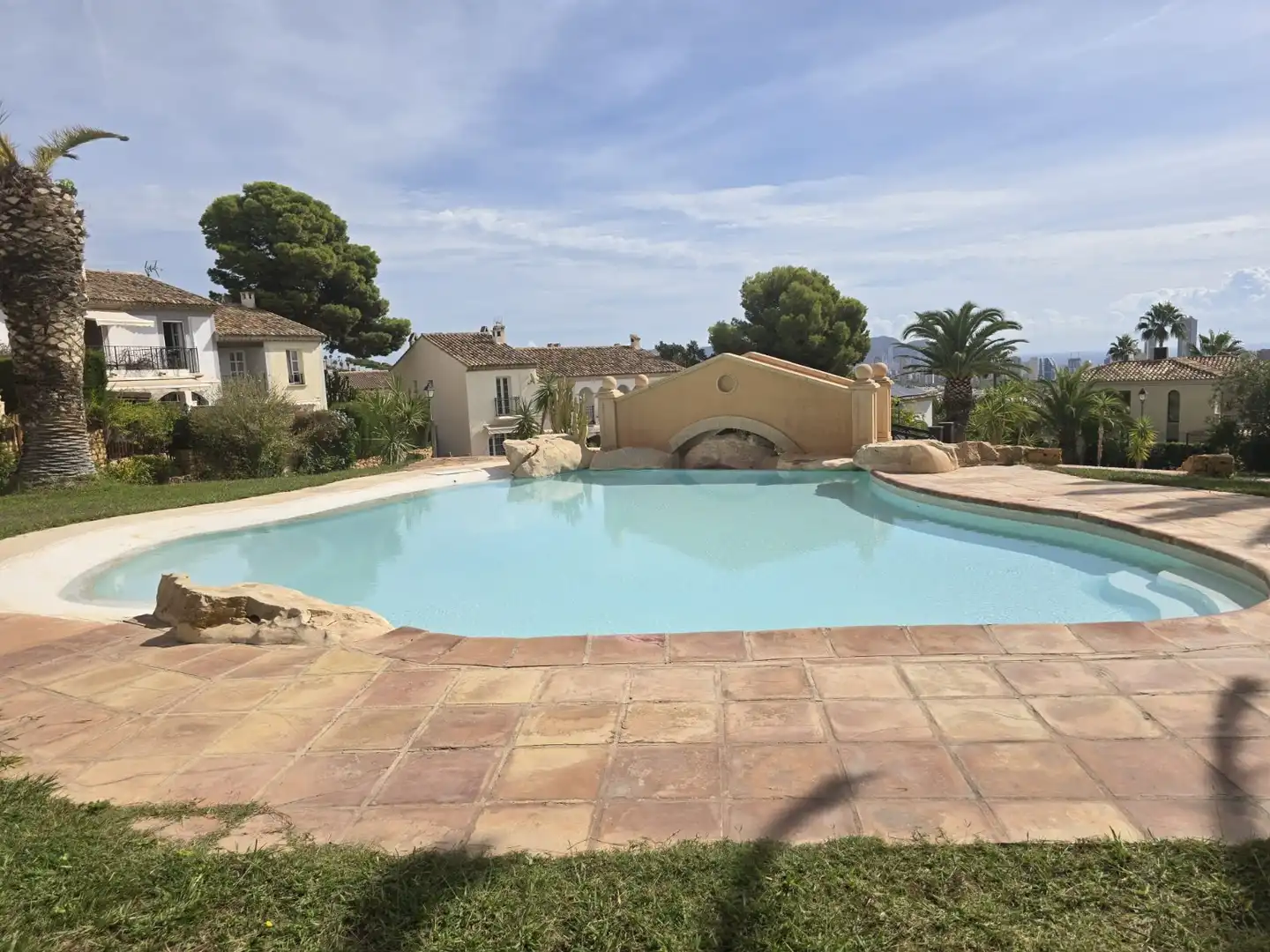 Bungalow con piscina in affitto a Golf Bahía, imagen 17