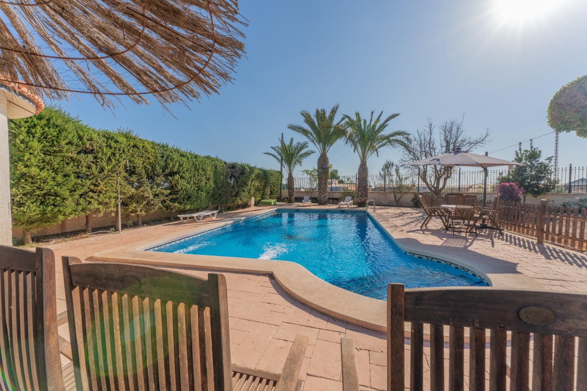 Swimming pool of House or chalet for sale in Elche / Elx  with Parquet flooring, Storage room and Swimming Pool