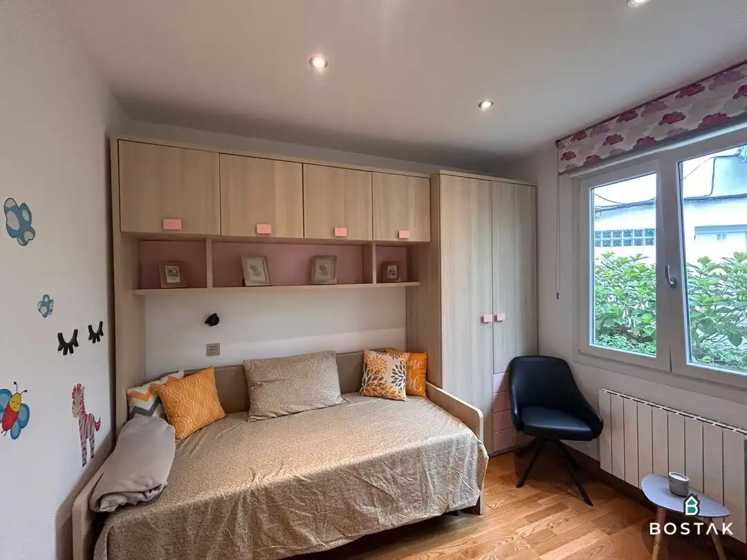 Habitación de Piso de alquiler en Bilbao  con Calefacción, Horno y Lavadora