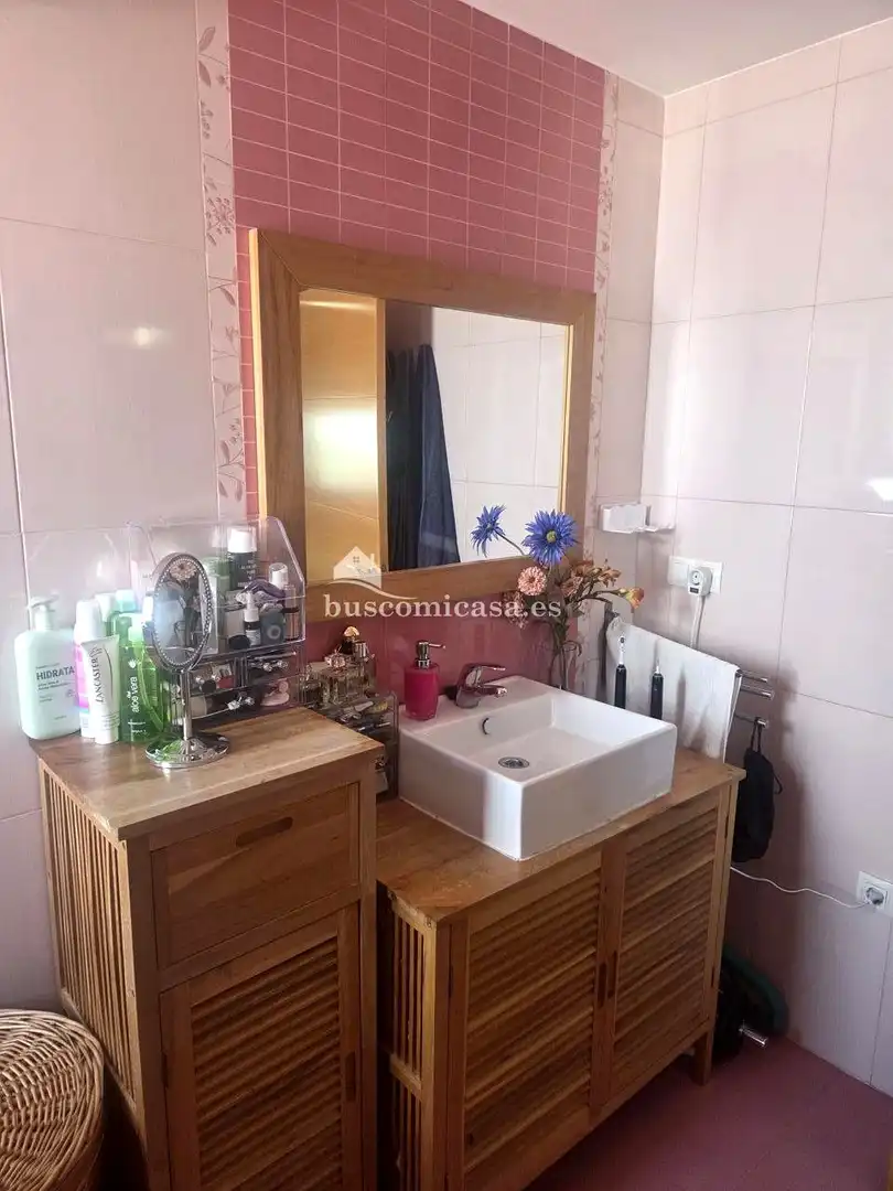 Bany de Casa o xalet en venda en La Guardia de Jaén amb Aire condicionat, Calefacció i Terrassa