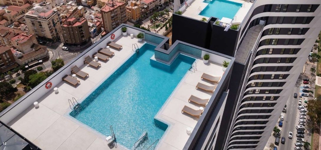 Piscina de Pis de lloguer en Málaga Capital amb Aire condicionat, Calefacció i Moblat