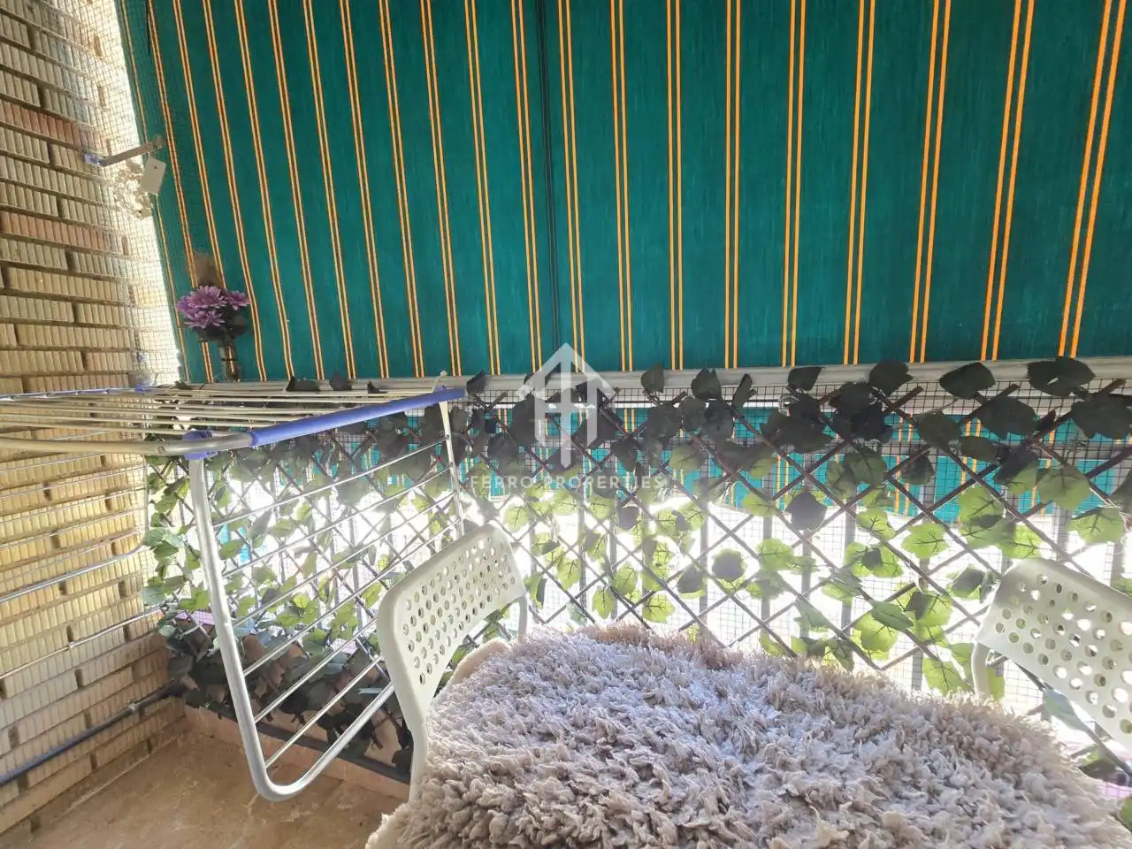 Balcony of Flat for sale in Loja  with Air Conditioner, Heating and Furnished