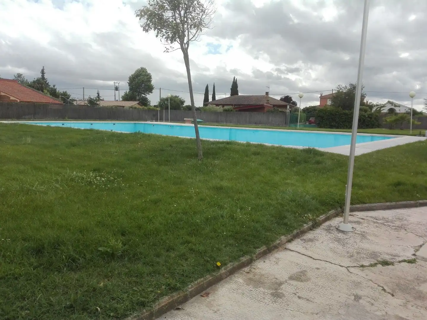 Piscina de Casa o chalet en venta en Simancas con Jardín privado, Parquet y Terraza