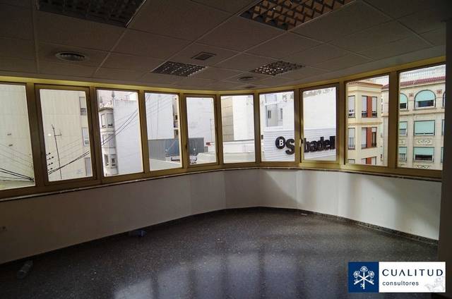Oficina en Alquiler en Casco Histórico