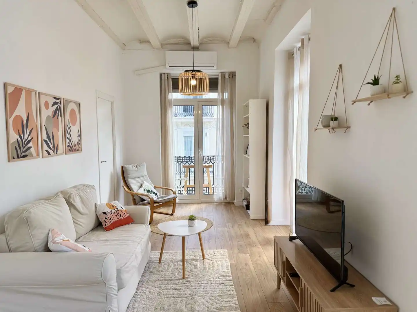 Sala de estar de Apartamento para compartir en Valencia con Aire acondicionado, Calefacción y Terraza