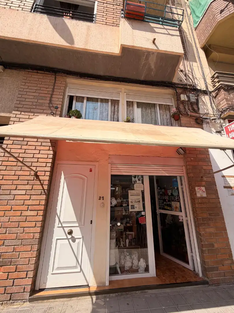 Gewerbefläche zum Verkauf in Calle Francisco Montero Pérez