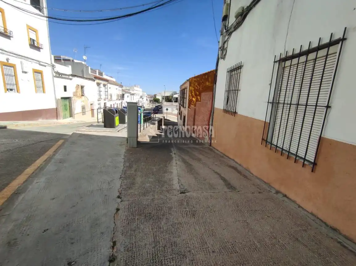 Vista exterior de Residencial en venda en Montilla
