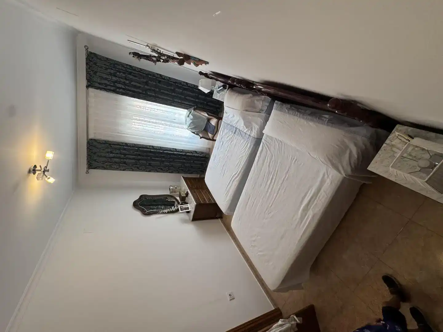 Habitación de Casa adosada en venta en Monesterio con Parquet, Amueblado y Horno
