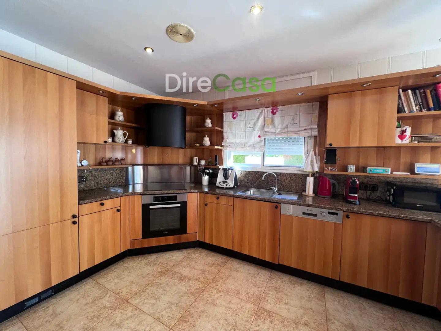 Cocina de Casa o chalet en venta en Móra d'Ebre con Aire acondicionado, Calefacción y Jardín privado
