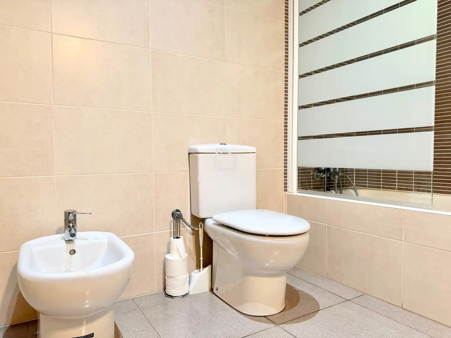 Bathroom of Houses for sale in Girona  with Air Conditioner, Heating and Private garden