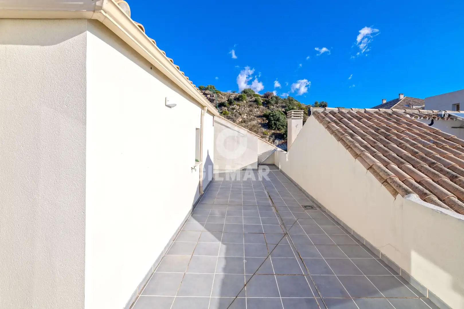 Exterior view of Attic for sale in Fuengirola  with Heating, Private garden and Storage room