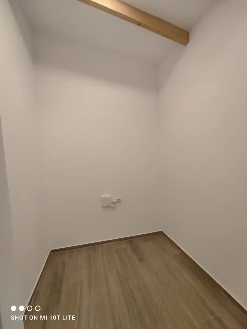 Einfamilien-Reihenhaus zum Verkauf in Elche / Elx mit Terrasse und Balkon