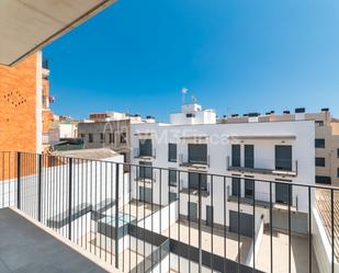 Terrassa de Pis de lloguer en Santa Coloma de Gramenet amb Aire condicionat, Calefacció i Terrassa
