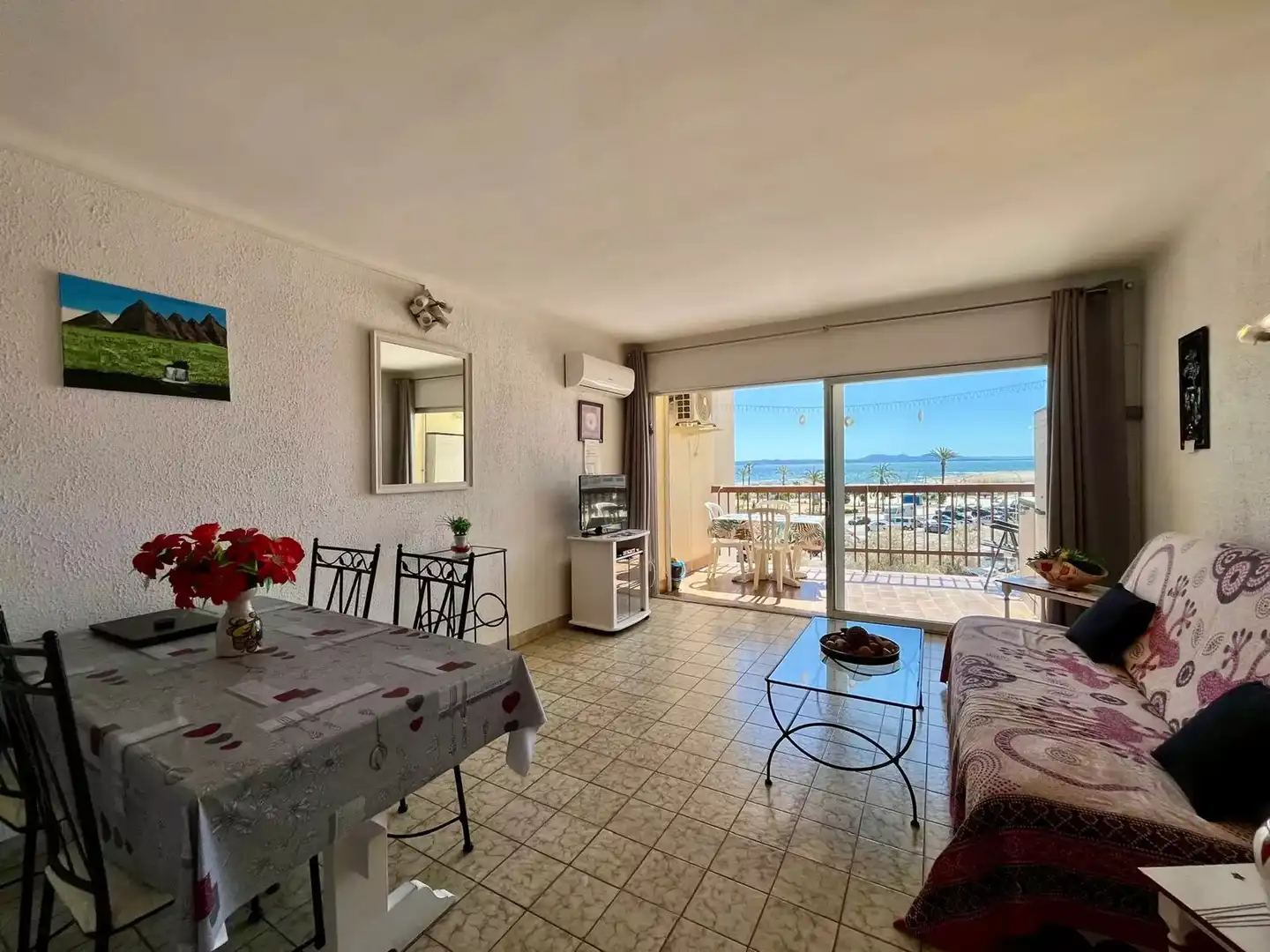 Wohnzimmer von Wohnungen zum Verkauf in Castelló d'Empúries mit Klimaanlage, Heizung und Terrasse