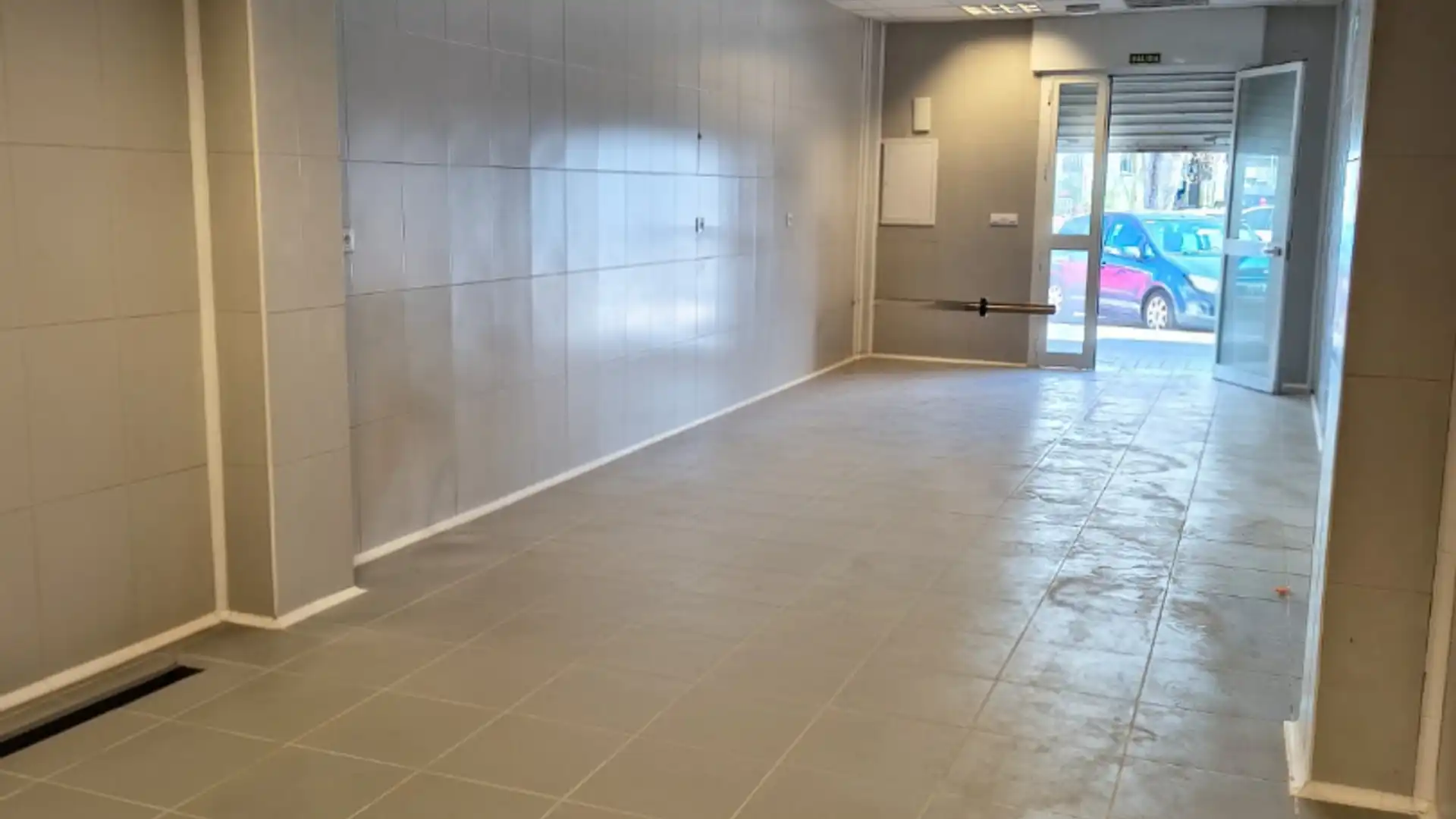 Local en venta en Puertas del sur - Guadabajaque