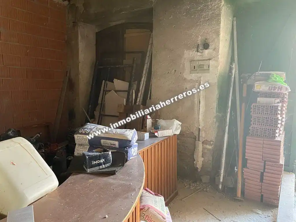 Business premises for sale in sagasta, imagen 5