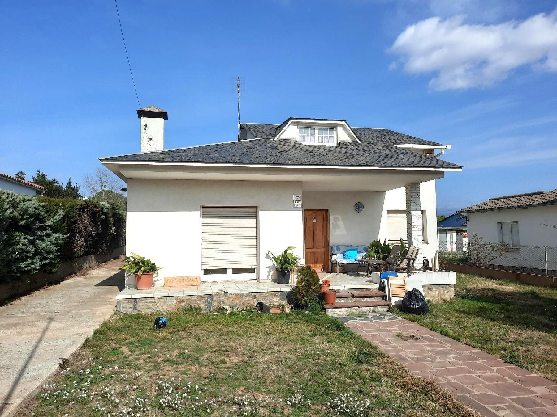 Vista exterior de Casa o xalet en venda en Santa Eulàlia de Ronçana amb Jardí privat