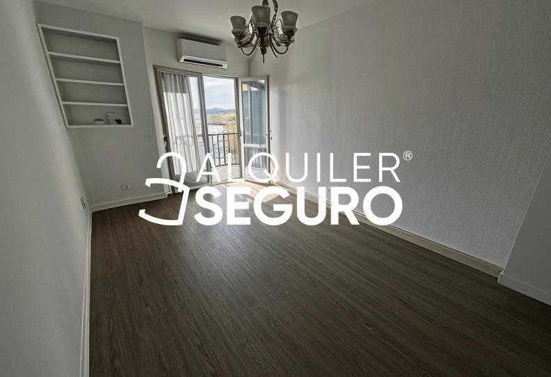 Foto 1 de Pis de lloguer a De la Aviación, Las Águilas, Madrid