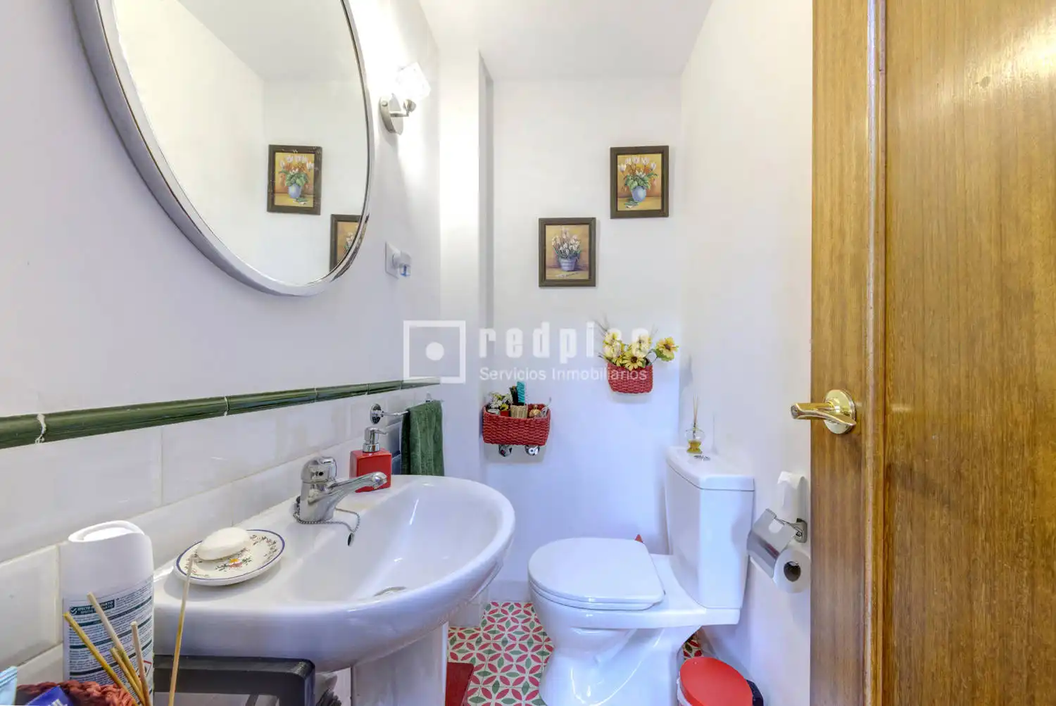 Bathroom of Houses for sale in Pozuelo de Alarcón  with Air Conditioner, Heating and Private garden