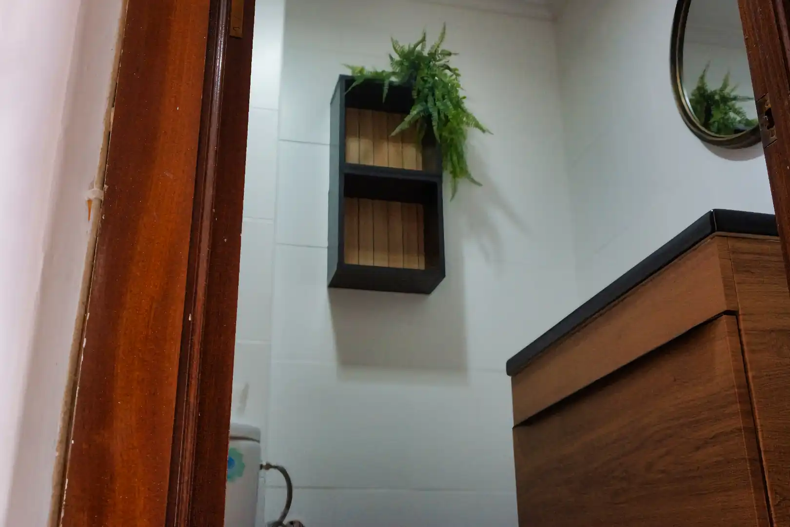 Bathroom of Flat for sale in Corvera de Asturias  with Parquet flooring, Storage room and Furnished
