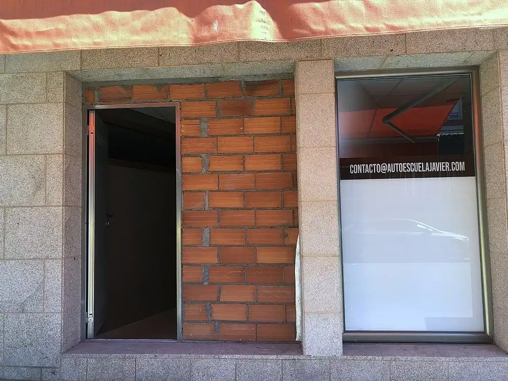 Local comercial en alquiler en Santa Uxía de Ribeira, imagen 8