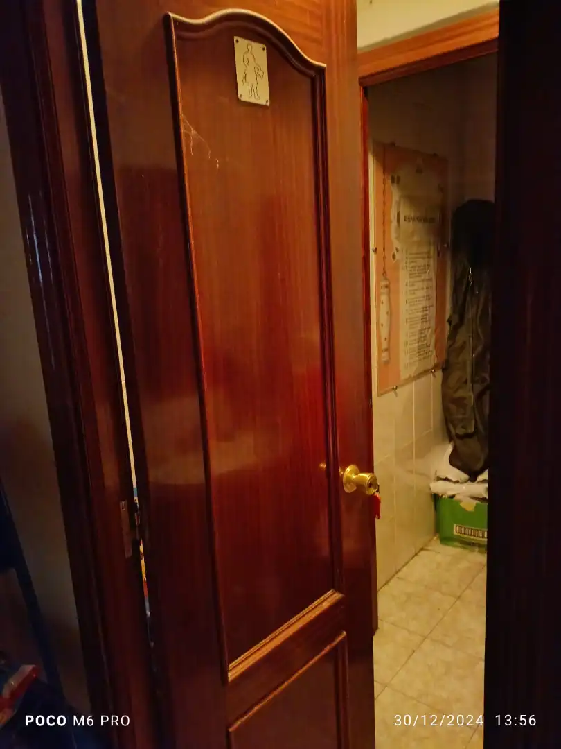 Bany de Local en venda en Fuenlabrada