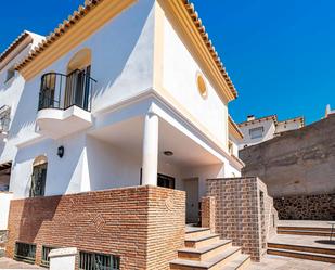 Vista exterior de Casa o xalet en venda en Nerja amb Aire condicionat i Moblat