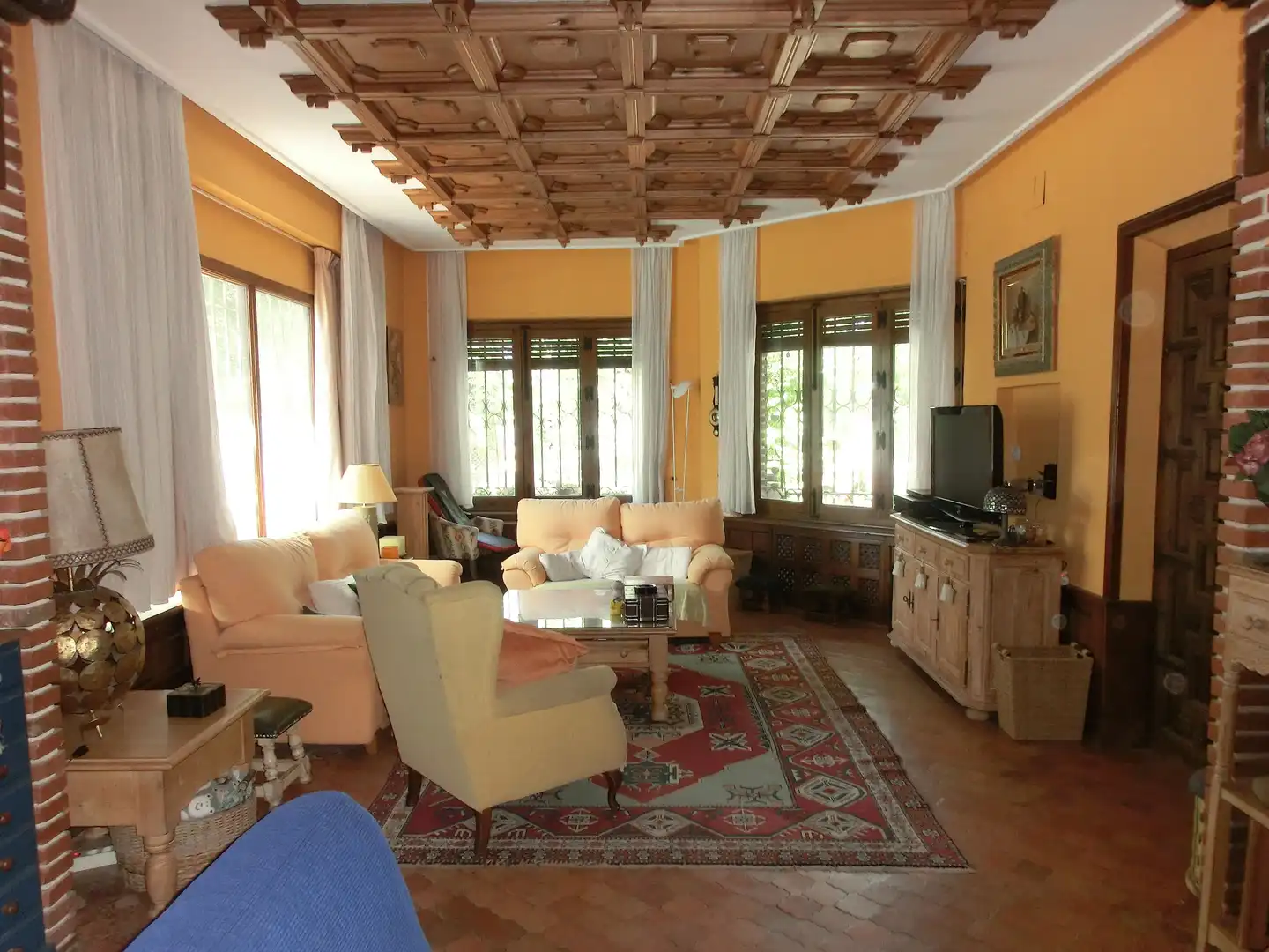 Sala d'estar de Casa o xalet en venda en Sonseca amb Calefacció, Jardí privat i Terrassa