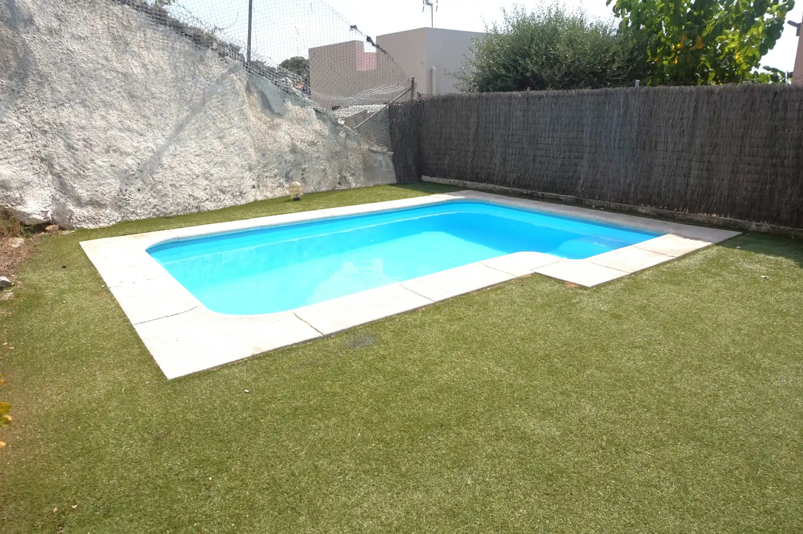 Piscina de Casa adosada en venda en Pineda de Mar amb Calefacció, Jardí privat i Terrassa
