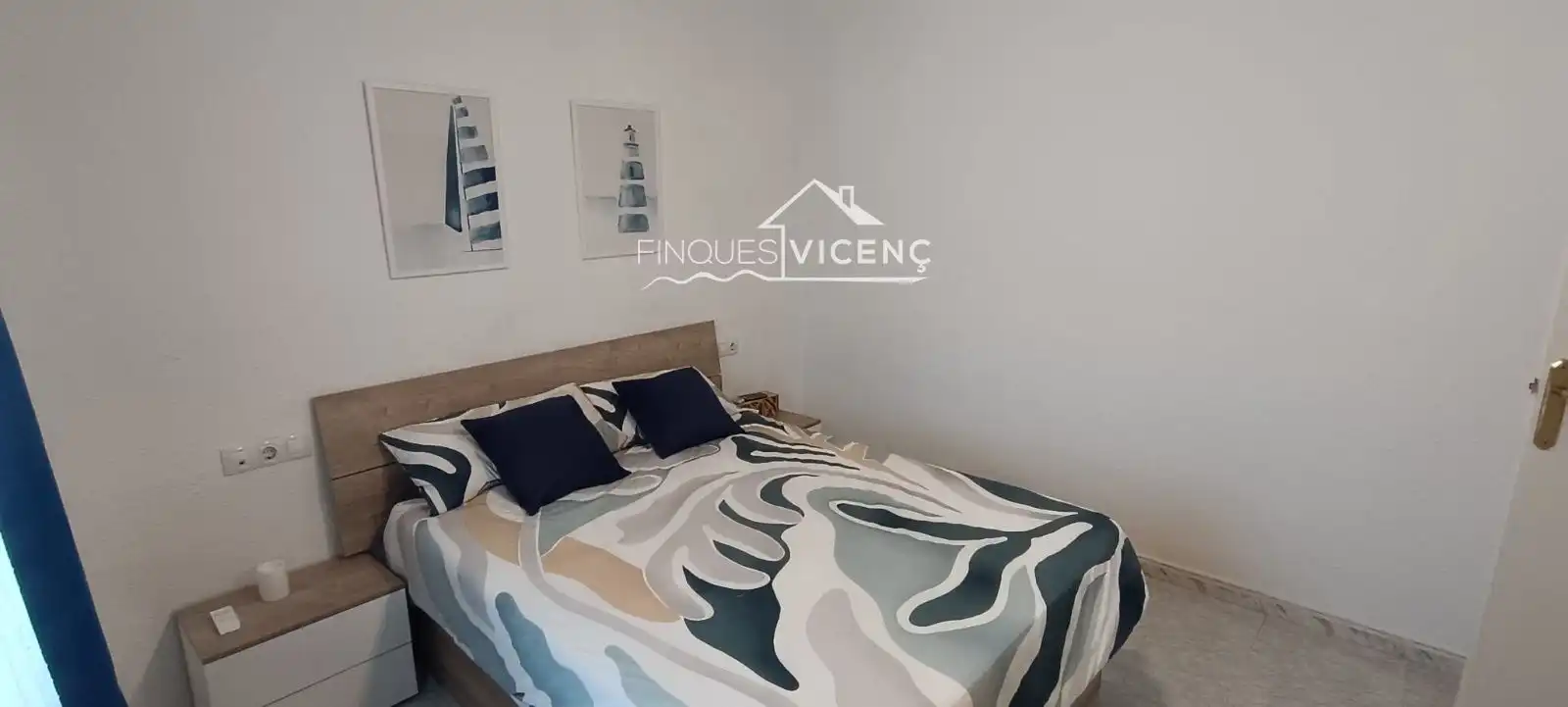 Schlafzimmer von Dachboden zum Verkauf in Calafell mit Klimaanlage, Heizung und Terrasse
